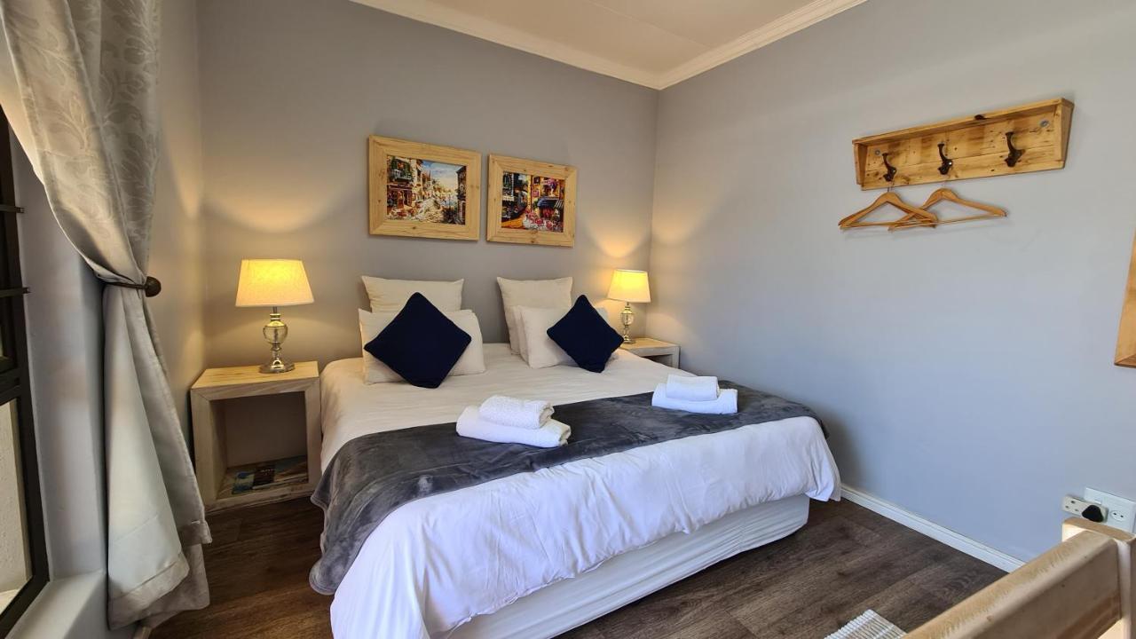 ولفس بي Tiende Laan Bed & Breakfast And Self-Catering المظهر الخارجي الصورة