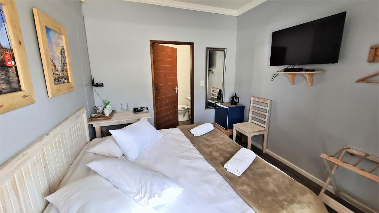 ولفس بي Tiende Laan Bed & Breakfast And Self-Catering المظهر الخارجي الصورة
