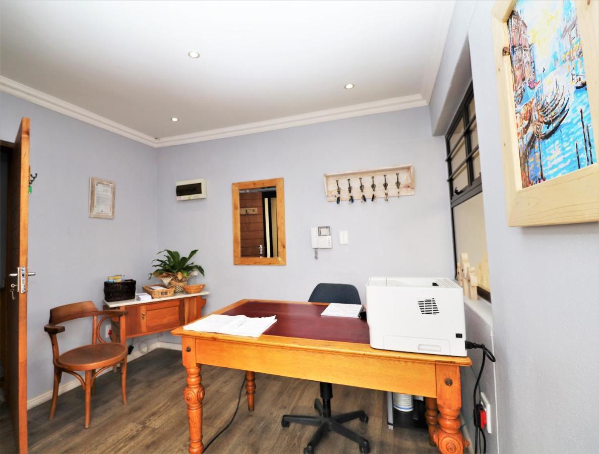 ولفس بي Tiende Laan Bed & Breakfast And Self-Catering المظهر الخارجي الصورة